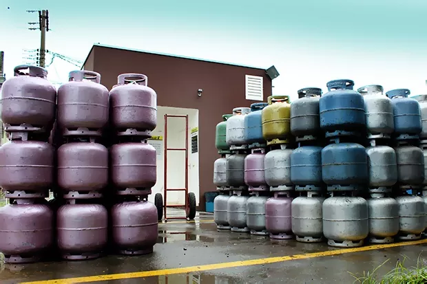 4-maos-como-abrir-uma-distribuidora-de-gas-3